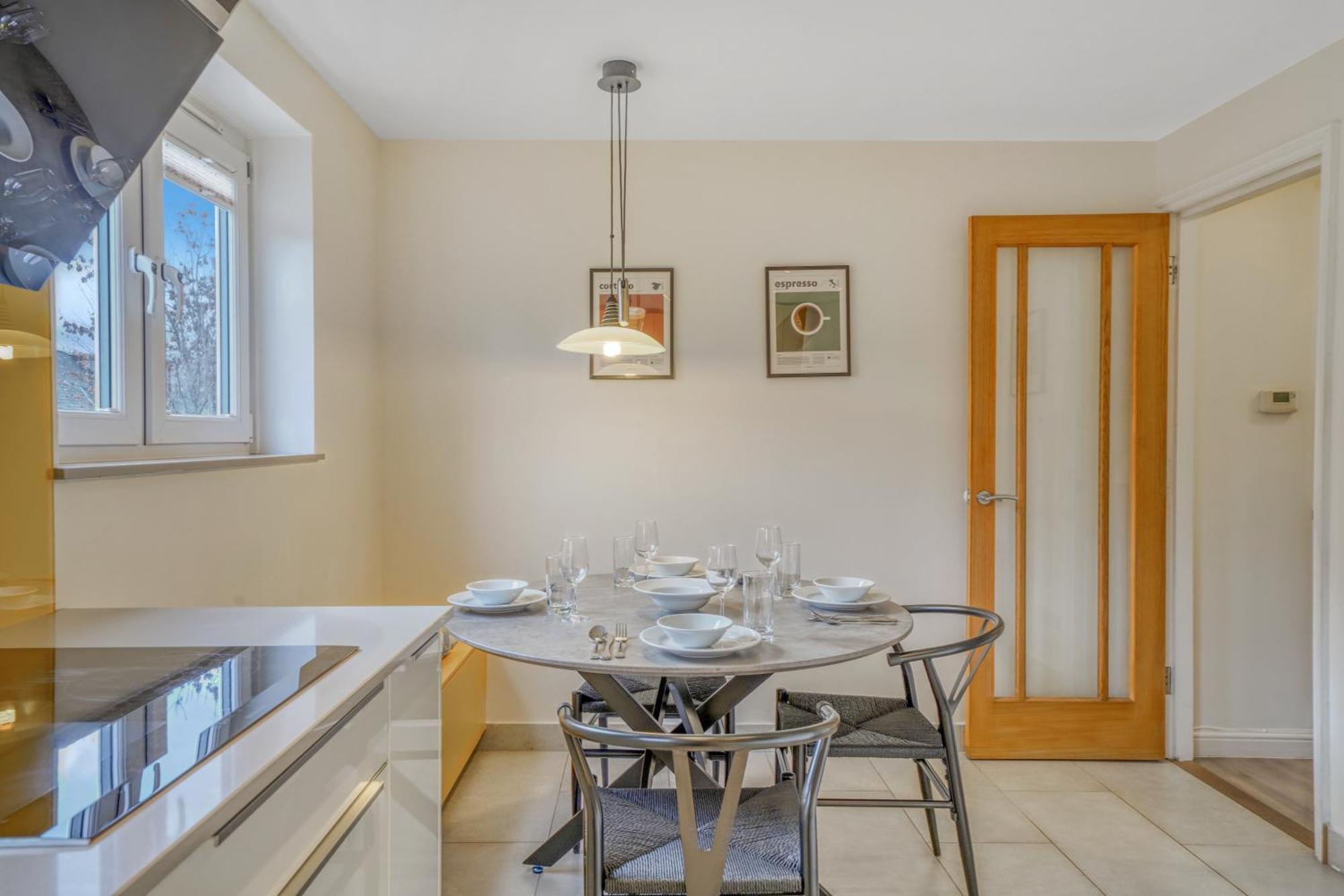 Executive 4 Bedroom Town House In Canada Water Free Wifi & Parking By City Stay Aparts London Ngoại thất bức ảnh