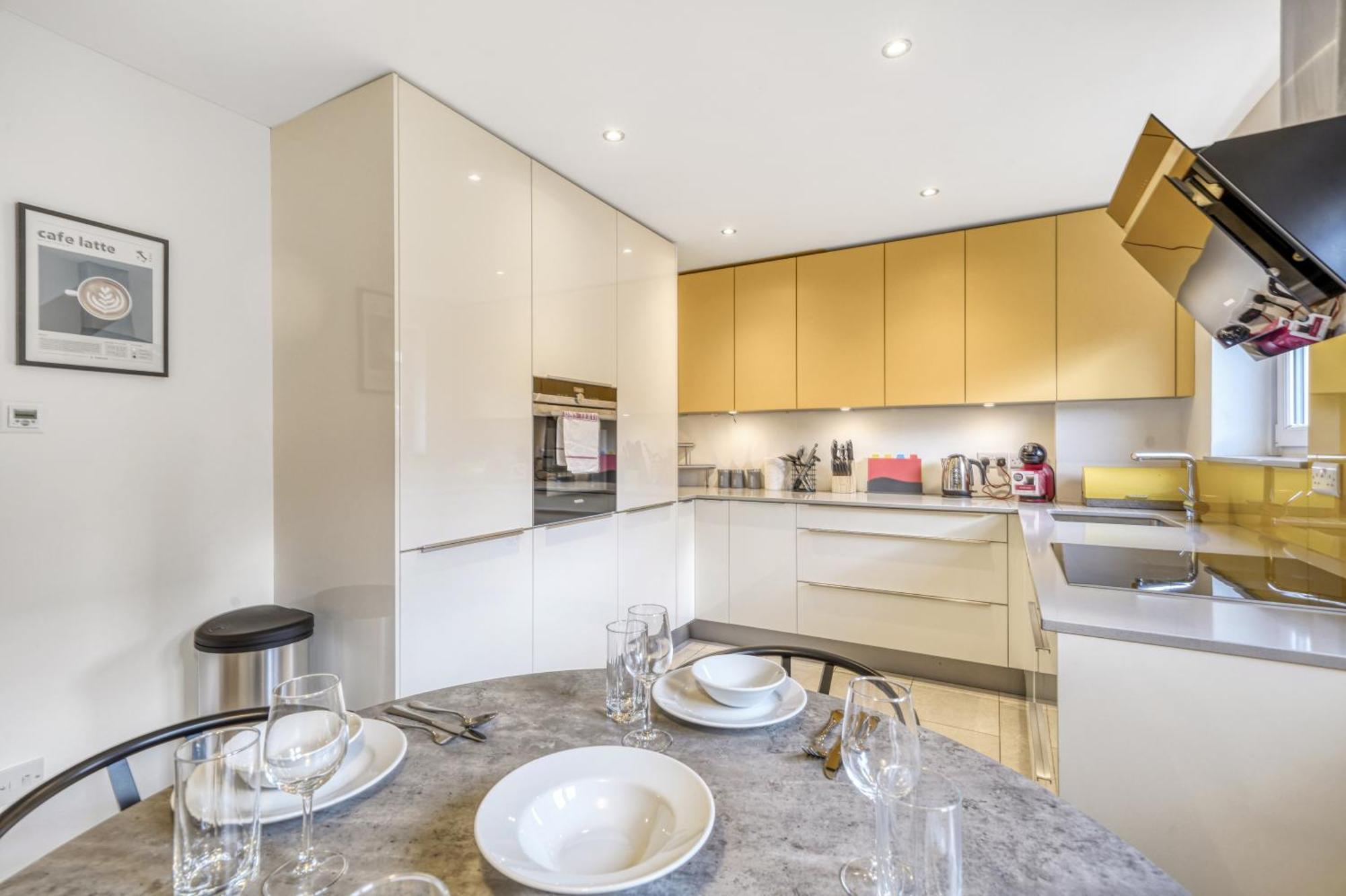 Executive 4 Bedroom Town House In Canada Water Free Wifi & Parking By City Stay Aparts London Ngoại thất bức ảnh